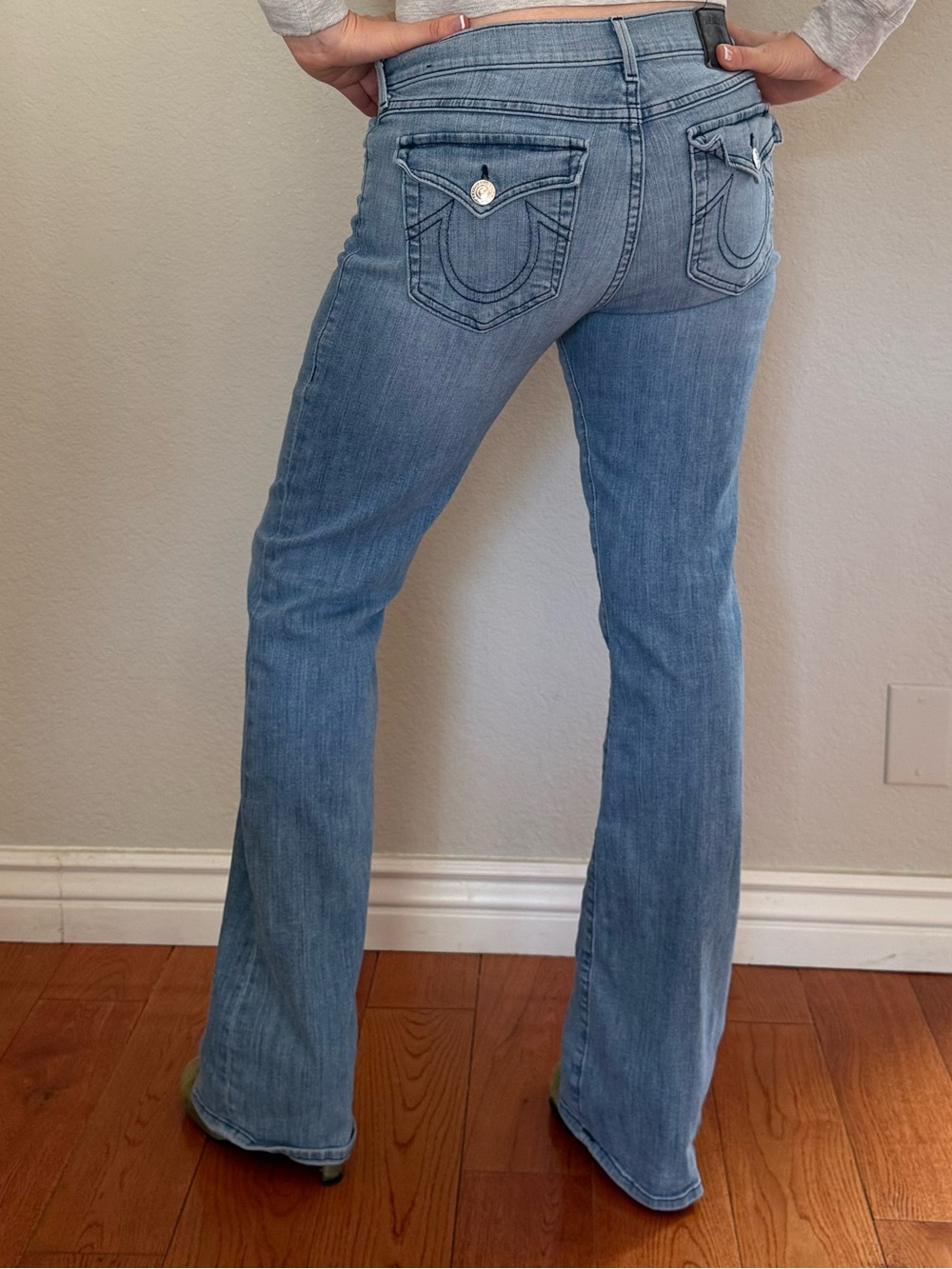 TRUE RELIGION Light Blue Women's Bootcut Jeans - Picture 3 of 7